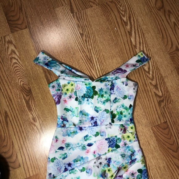 ASOS Off shoulder Dress - Picture 2 of 6